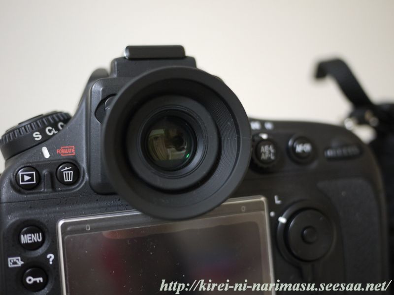 NikonマグニファイングアイピースDK-17Mと接眼目当てDK-19を NikonマグニファイングアイピースDK-17Mと接眼目当てDK-19を